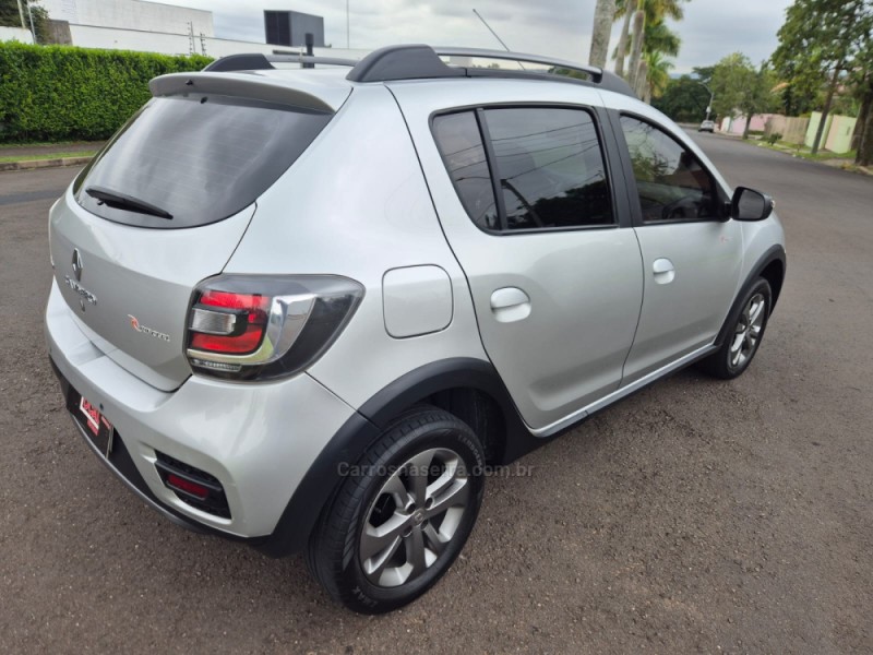 SANDERO 1.6 STEPWAY RIP CURL 8V FLEX 4P MANUAL - 2016 - SãO LEOPOLDO