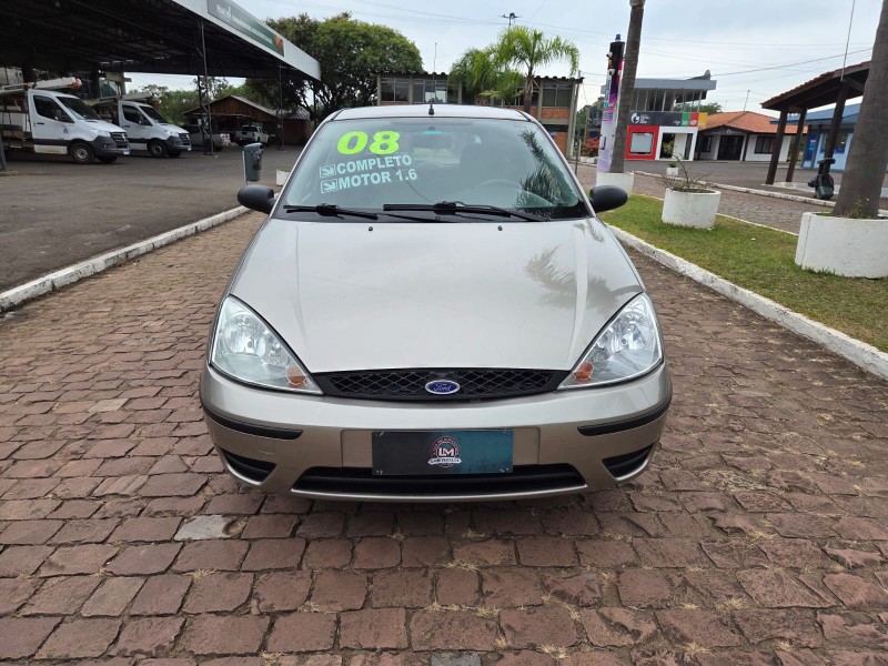 FOCUS 1.6 8V GASOLINA 4P MANUAL - 2008 - VENâNCIO AIRES