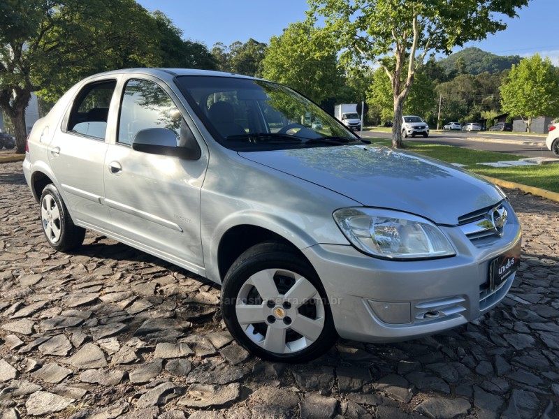 PRISMA 1.4 MPFI MAXX 8V FLEX 4P MANUAL - 2009 - DOIS IRMãOS