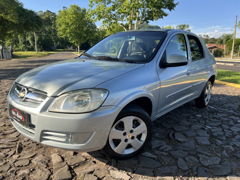 PRISMA 1.4 MPFI MAXX 8V FLEX 4P MANUAL