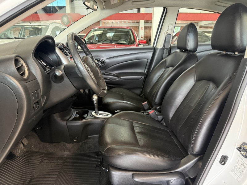 VERSA 1.6 16V FLEX SL 4P XTRONIC - 2017 - FARROUPILHA