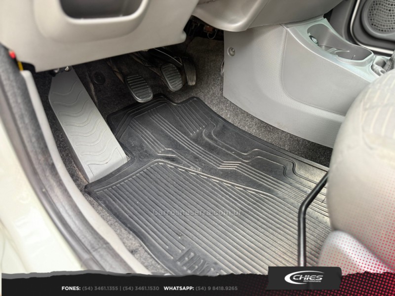 PALIO 1.0 MPI ATTRACTIVE 8V FLEX 4P MANUAL - 2014 - CARLOS BARBOSA