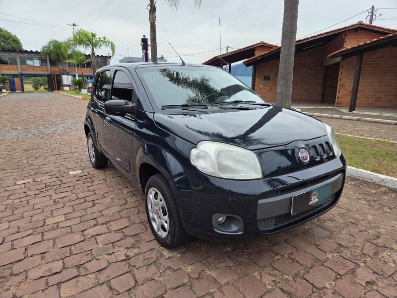 UNO 1.0 EVO VIVACE 8V FLEX 4P MANUAL - 2013 - VENâNCIO AIRES
