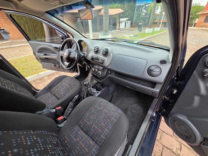 UNO 1.0 EVO VIVACE 8V FLEX 4P MANUAL - 2013 - VENâNCIO AIRES