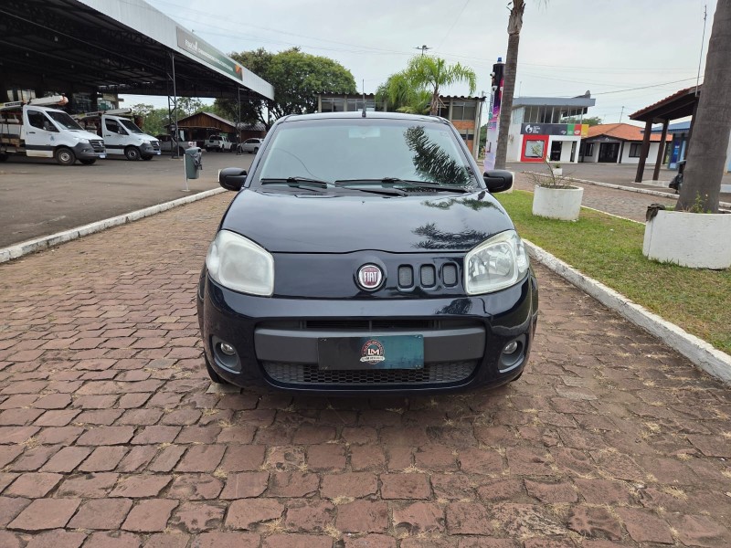 UNO 1.0 EVO VIVACE 8V FLEX 4P MANUAL - 2013 - VENâNCIO AIRES