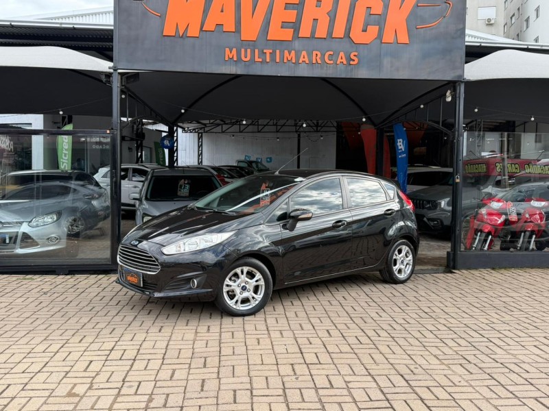 FIESTA 1.5 SE HATCH 16V FLEX 4P MANUAL - 2014 - LAGOA VERMELHA