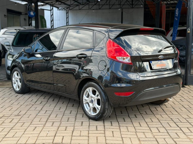 FIESTA 1.5 SE HATCH 16V FLEX 4P MANUAL - 2014 - LAGOA VERMELHA