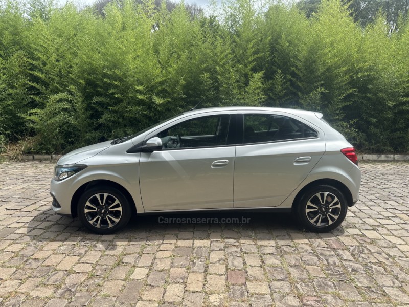ONIX 1.4 MPFI LTZ 8V FLEX 4P MANUAL - 2013 - NOVA PRATA