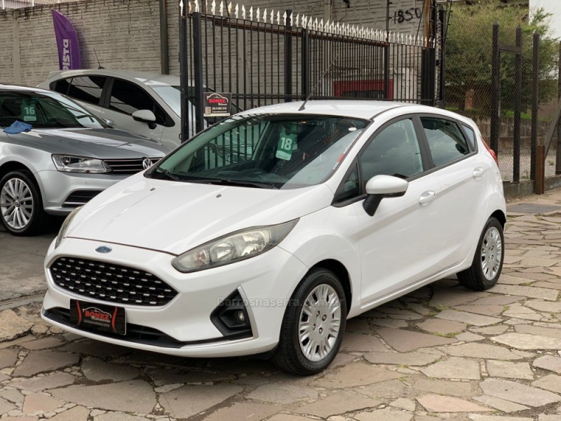 FIESTA 1.6 SE HATCH 16V FLEX 4P MANUAL - 2018 - CAXIAS DO SUL