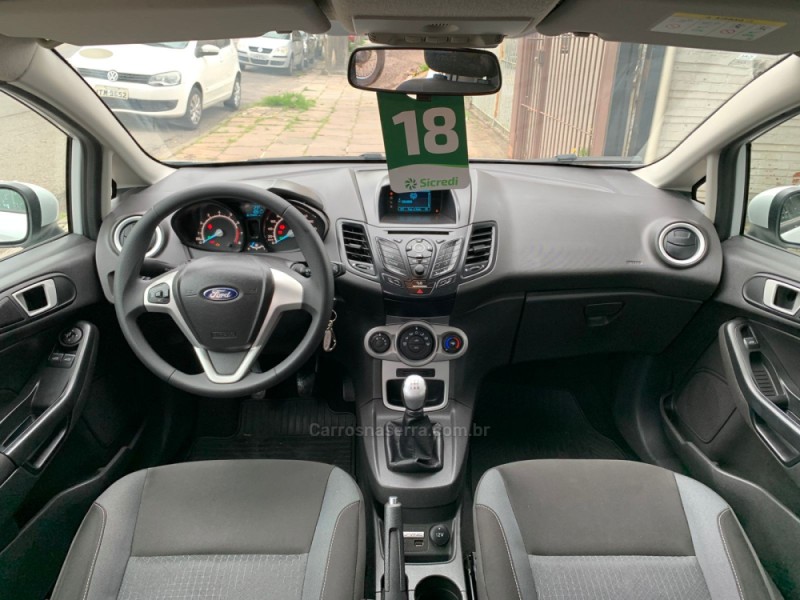FIESTA 1.6 SE HATCH 16V FLEX 4P MANUAL - 2018 - CAXIAS DO SUL