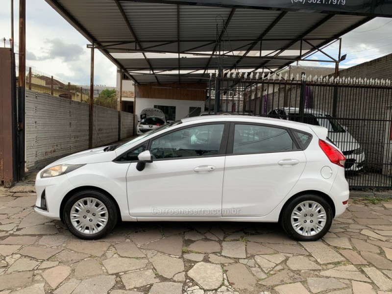 FIESTA 1.6 SE HATCH 16V FLEX 4P MANUAL - 2018 - CAXIAS DO SUL