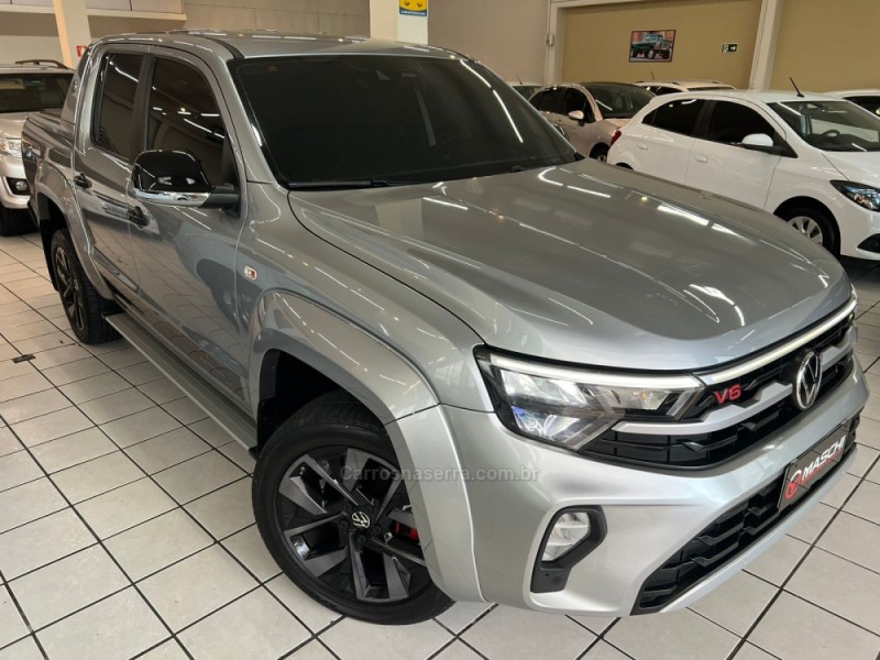 AMAROK 3.0 V6 EXTREME CD DIESEL 4X4 AT 4P AUTOMÁTICO - 2025 - CAXIAS DO SUL