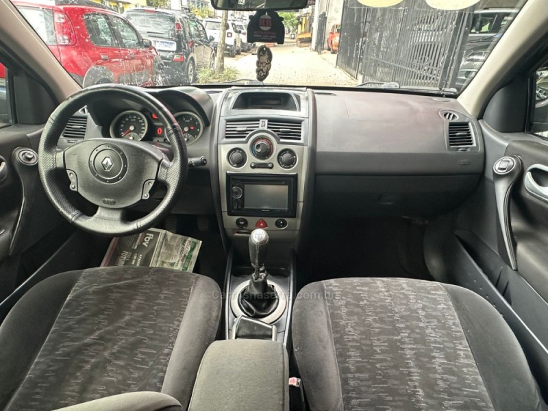 MÉGANE 1.6 DYNAMIQUE GRAND TOUR 16V FLEX 4P MANUAL - 2009 - PAROBé