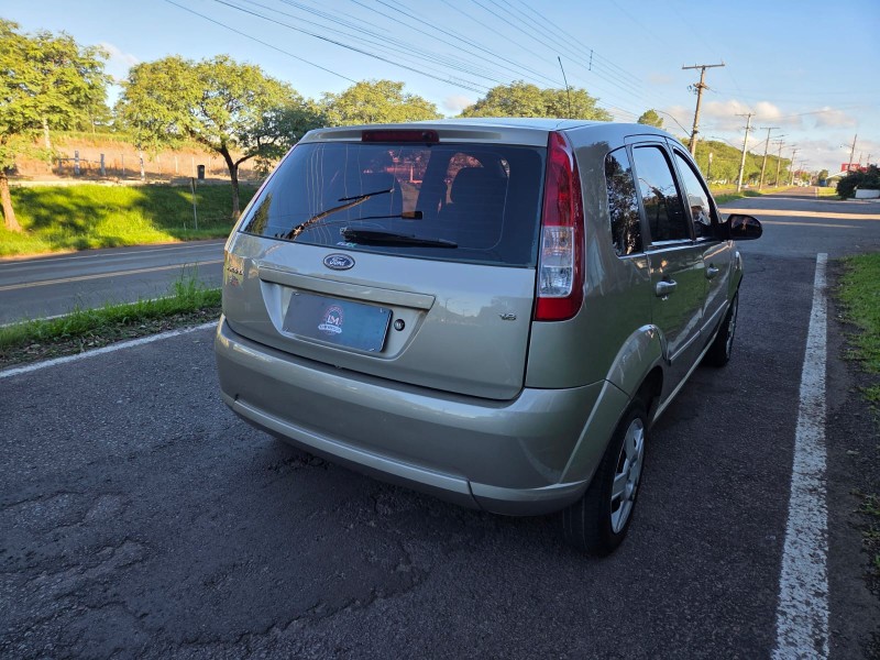 FIESTA 1.6 MPI CLASS HATCH 8V FLEX 4P MANUAL - 2009 - VENâNCIO AIRES