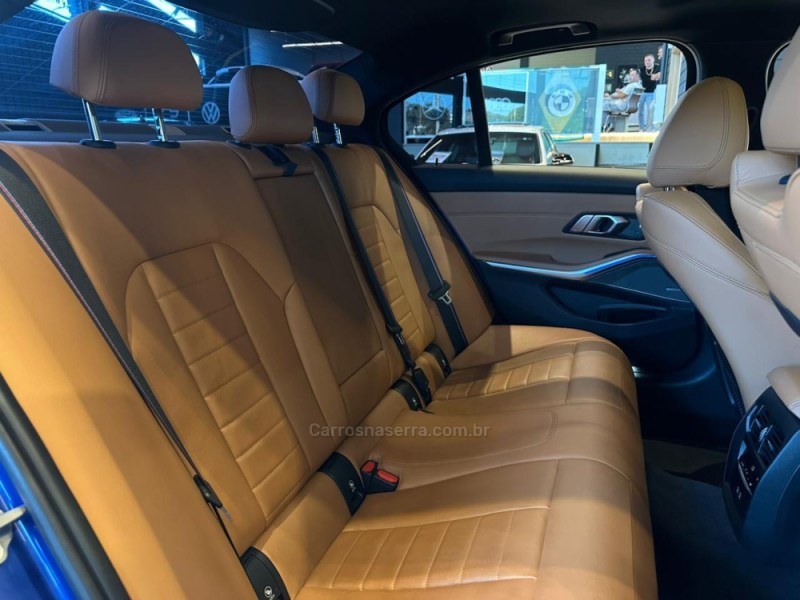 320I 2.0 M SPORT 16V TURBO ACTIVEFLEX 4P AUTOMÁTICO - 2022 - CAXIAS DO SUL