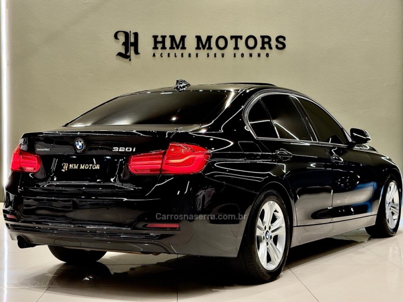 320I 2.0 GT SPORT 16V TURBO GASOLINA 4P AUTOMÁTICO - 2017 - CAXIAS DO SUL