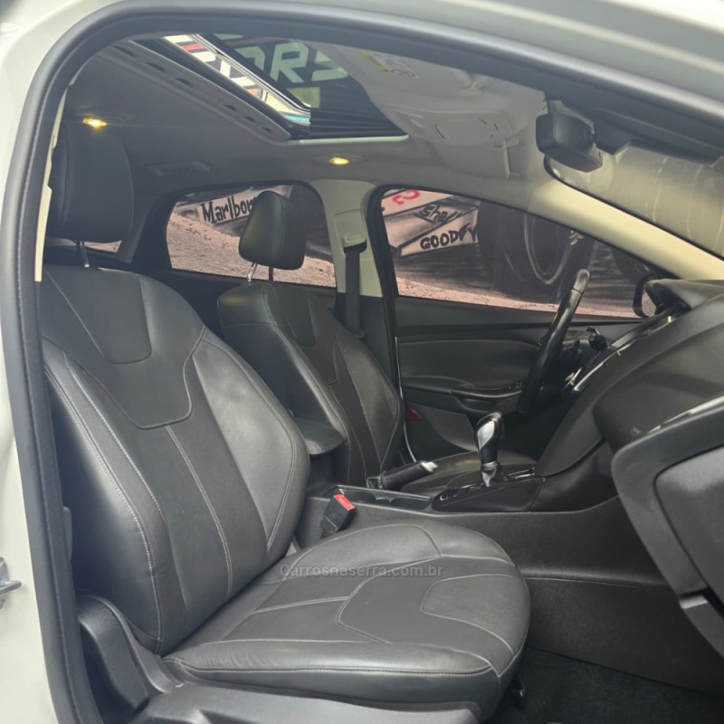 FOCUS 2.0 TITANIUM HATCH 16V FLEX 4P AUTOMÁTICO - 2018 - CAXIAS DO SUL