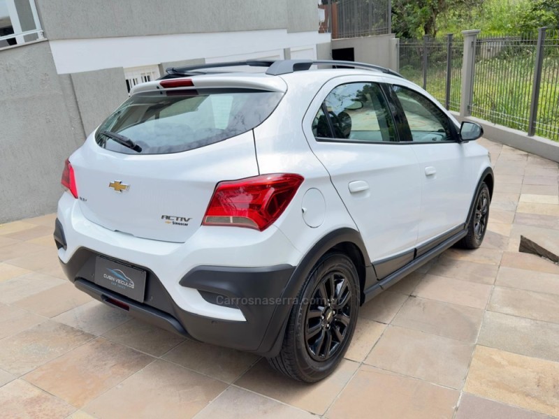 ONIX 1.4 MPFI ACTIV 8V FLEX 4P AUTOMÁTICO - 2019 - BENTO GONçALVES