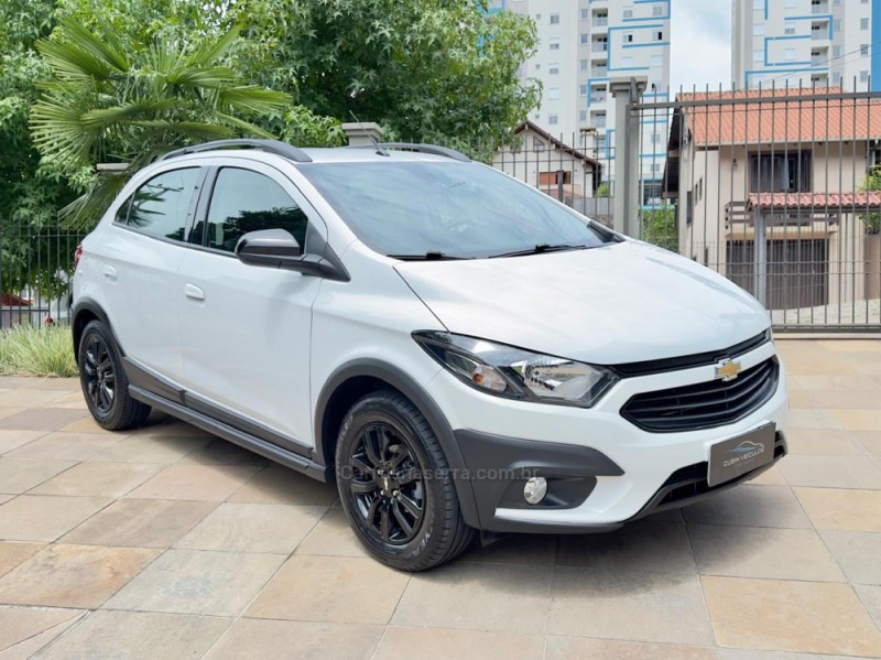 ONIX 1.4 MPFI ACTIV 8V FLEX 4P AUTOMÁTICO - 2019 - BENTO GONçALVES