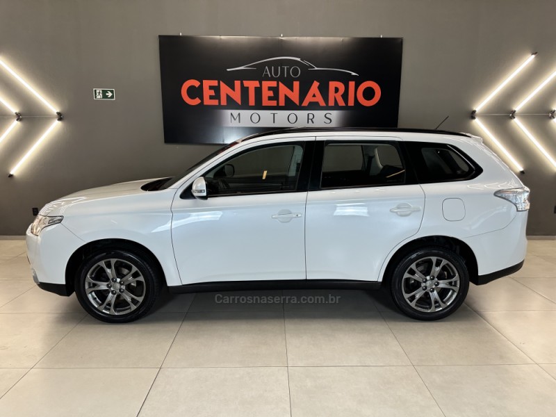 OUTLANDER 2.0 16V GASOLINA 4P AUTOMÁTICO - 2015 - SAPIRANGA