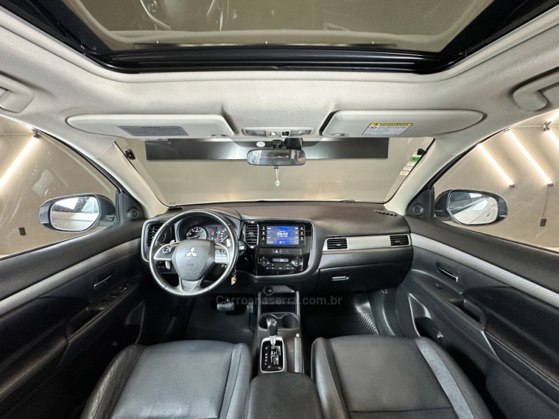 OUTLANDER 2.0 16V GASOLINA 4P AUTOMÁTICO - 2015 - SAPIRANGA