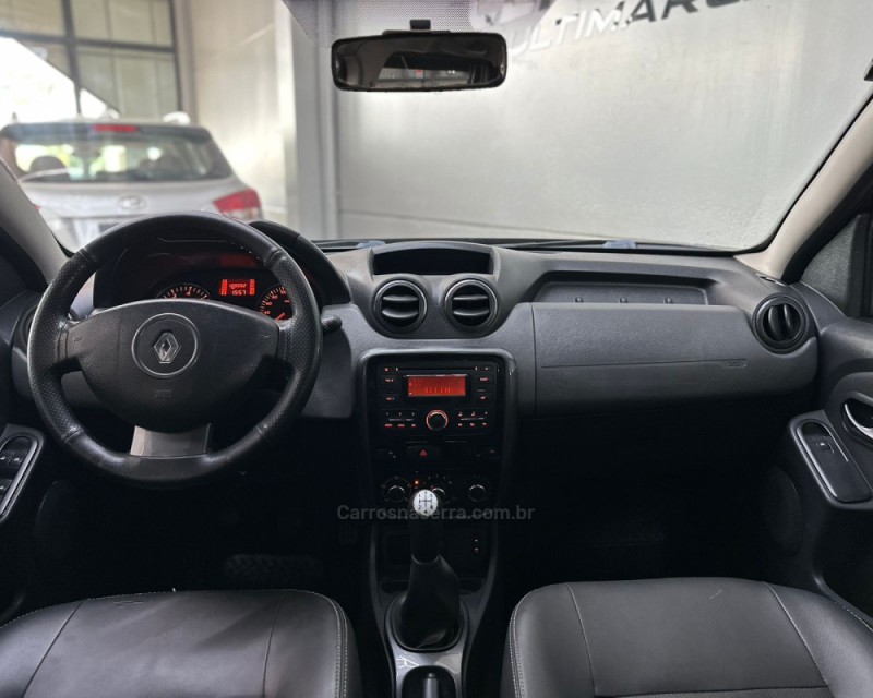 DUSTER 1.6 DYNAMIQUE 4X2 16V FLEX 4P MANUAL - 2013 - VACARIA