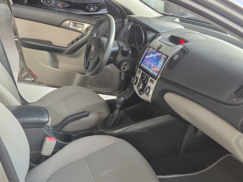 CERATO 1.6 EX2 SEDAN 16V GASOLINA 4P MANUAL - 2011 - CAXIAS DO SUL