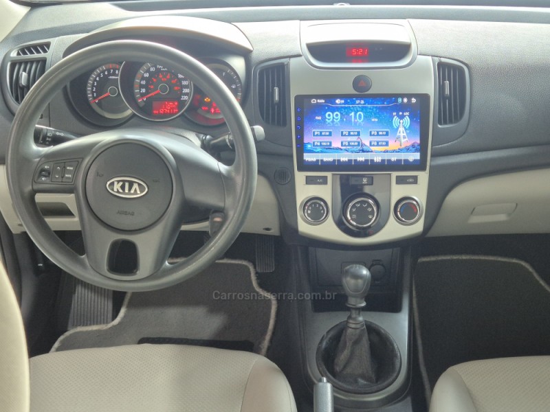 CERATO 1.6 EX2 SEDAN 16V GASOLINA 4P MANUAL - 2011 - CAXIAS DO SUL