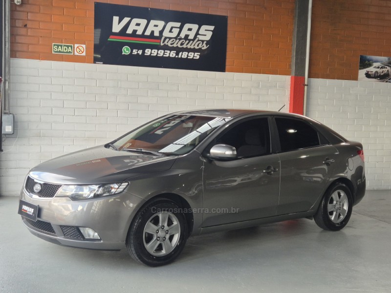 CERATO 1.6 EX2 SEDAN 16V GASOLINA 4P MANUAL - 2011 - CAXIAS DO SUL