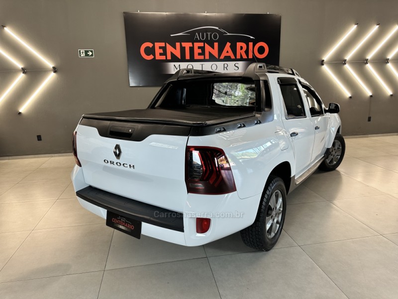 OROCH 1.6 16V EXPRESS FLEX 4P MANUAL - 2016 - SAPIRANGA