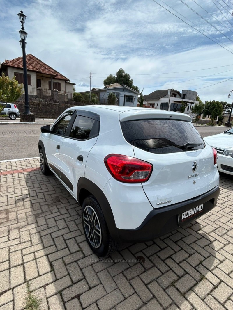 KWID 1.0 12V OUTSIDER FLEX 4P MANUAL - 2020 - CAMBARá DO SUL