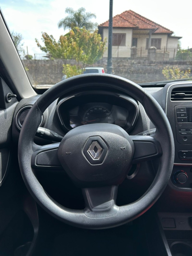 KWID 1.0 12V OUTSIDER FLEX 4P MANUAL - 2020 - CAMBARá DO SUL