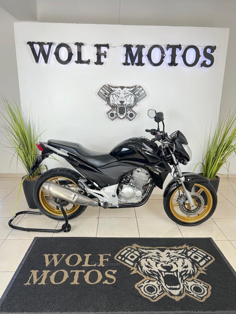 CB 300R  - 2015 - CAXIAS DO SUL