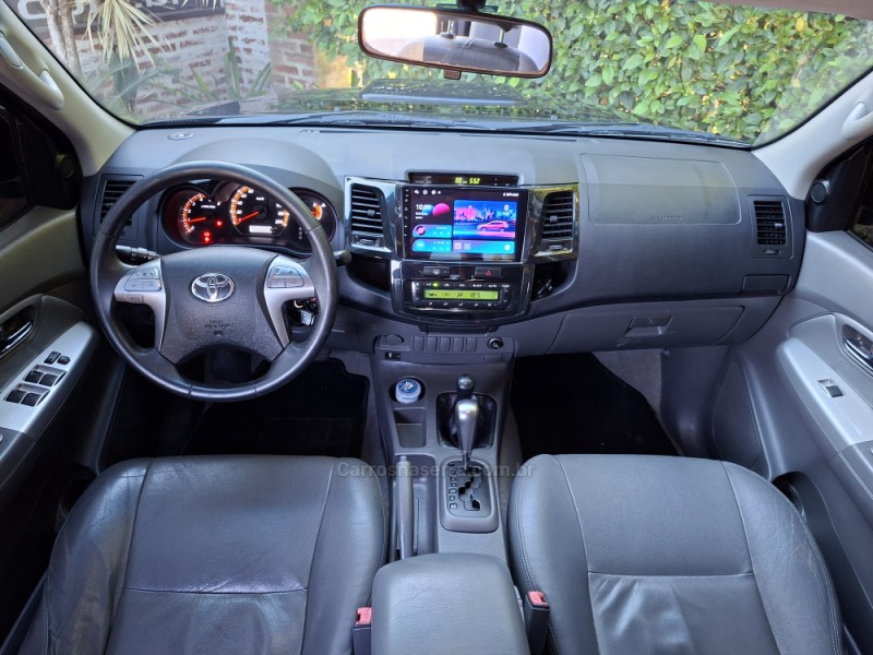 HILUX 3.0 SRV 4X4 CD 16V TURBO DIESEL 4P MANUAL - 2015 - ROLANTE