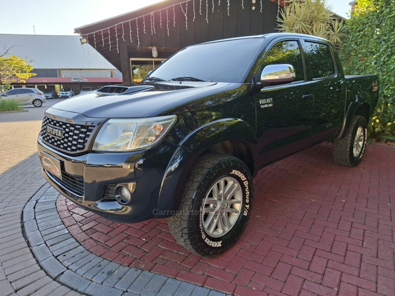 hilux 3.0 srv 4x4 cd 16v turbo diesel 4p manual 2015 rolante