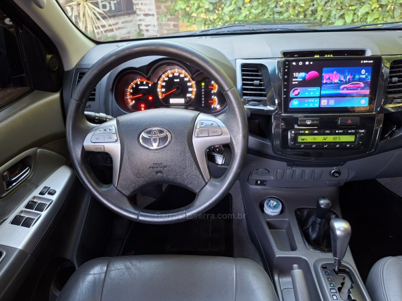 HILUX 3.0 SRV 4X4 CD 16V TURBO DIESEL 4P MANUAL - 2015 - ROLANTE