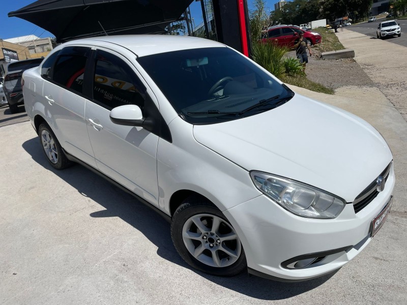 GRAND SIENA 1.4 MPI ATTRACTIVE 8V FLEX 4P MANUAL