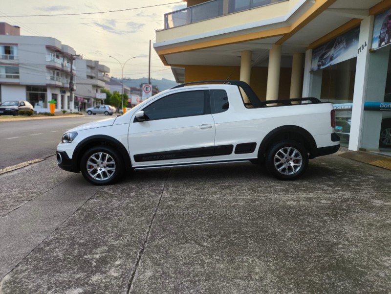 SAVEIRO 1.6 CROSS CE 16V FLEX 2P MANUAL - 2015 - GUAPORé