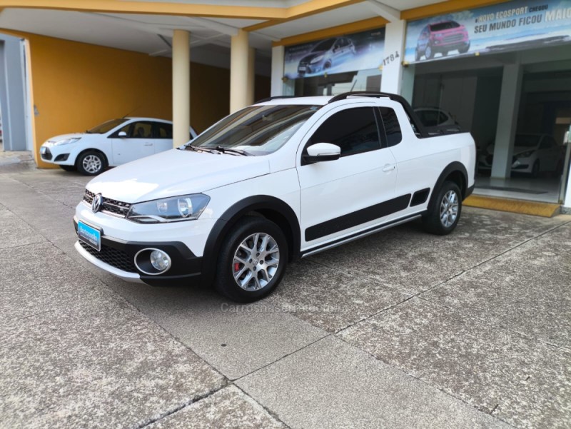 SAVEIRO 1.6 CROSS CE 16V FLEX 2P MANUAL - 2015 - GUAPORé