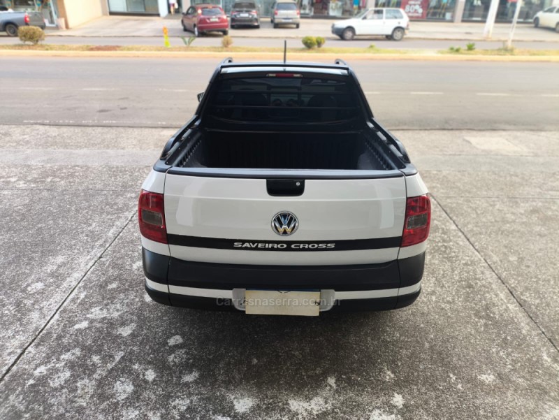 SAVEIRO 1.6 CROSS CE 16V FLEX 2P MANUAL - 2015 - GUAPORé