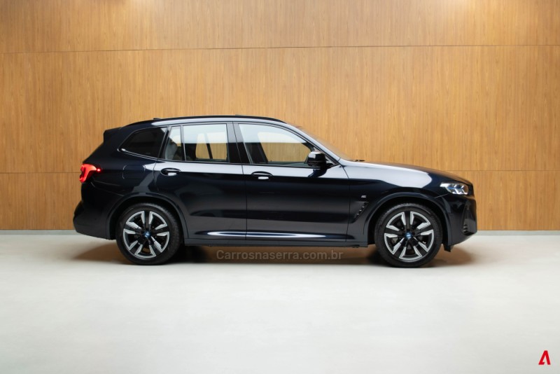 IX3 M SPORT 4P AUTOMÁTICO ELÉTRICO - 2023 - GARIBALDI
