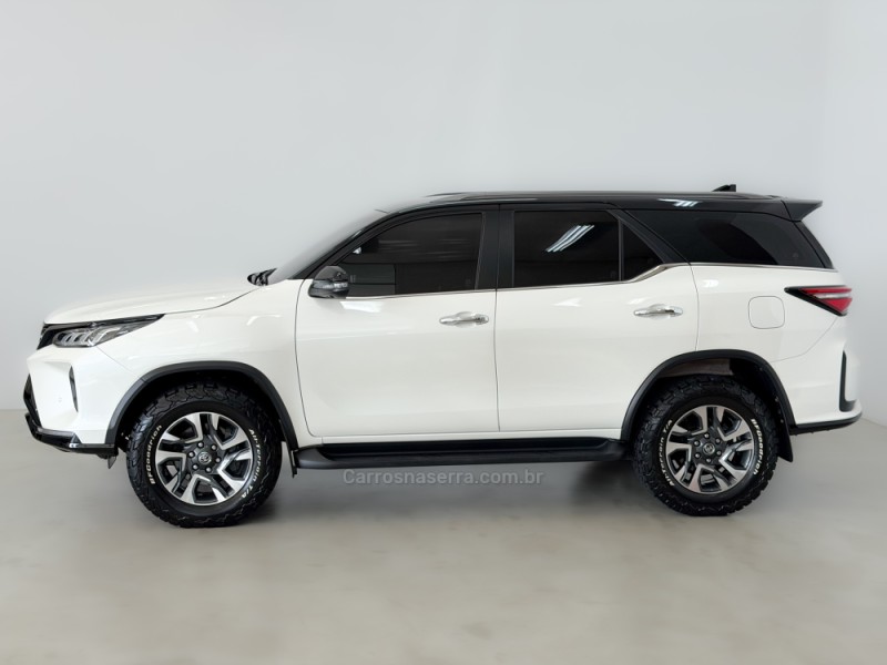 HILUX SW4 2.8 4X4 DIAMOND 16V TURBO DIESEL 4P 7 LUGARES AUTOMATICO - 2022 - CAXIAS DO SUL