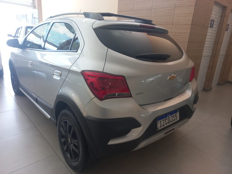 ONIX 1.4 MPFI ACTIV 8V FLEX 4P AUTOMÁTICO - 2019 - BENTO GONçALVES