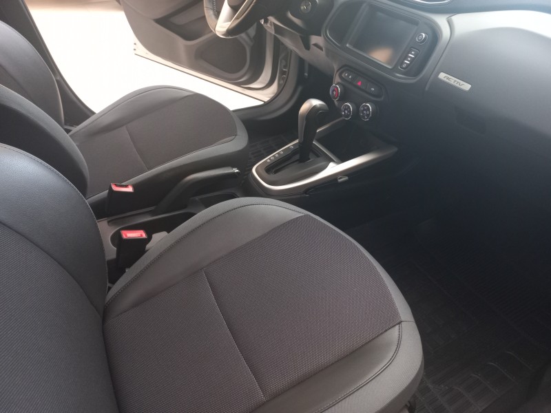 ONIX 1.4 MPFI ACTIV 8V FLEX 4P AUTOMÁTICO - 2019 - BENTO GONçALVES