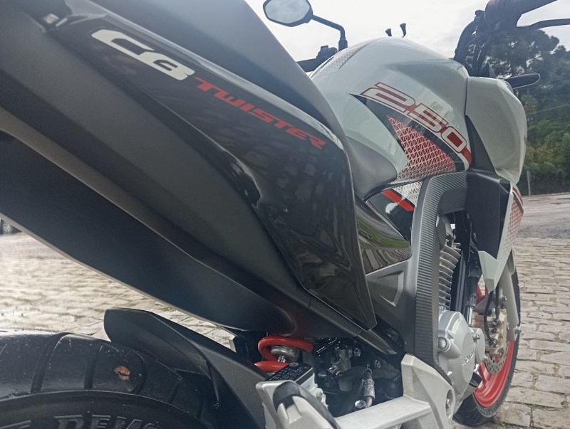 CB 250F TWISTER CBS - 2022 - CAXIAS DO SUL