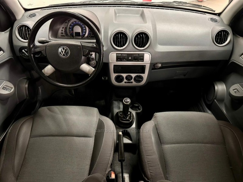 PARATI 1.6 MI TRACK & FIELD 8V FLEX 4P MANUAL G.IV - 2008 - CAXIAS DO SUL