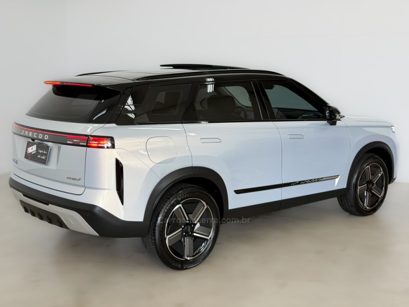 JAECOO 7 1.5 PHEV LUXURY 16V 18.3 KW HÍBRIDO 4P AUTOMÁTICO - 2026 - CAXIAS DO SUL