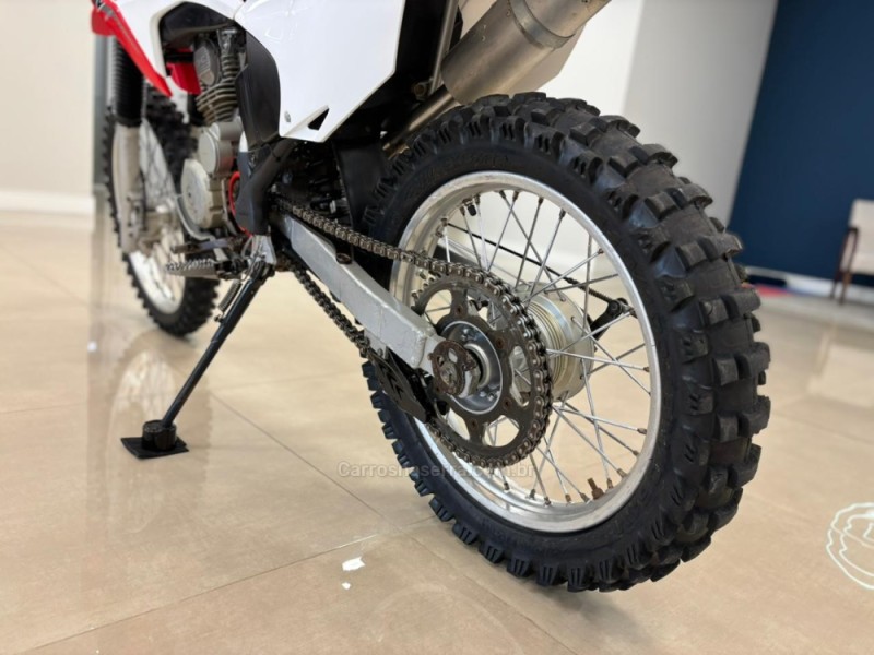 CRF 230F  - 2016 - CARLOS BARBOSA