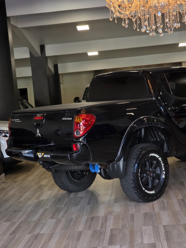 L200 TRITON 3.5 HPE 4X4 CD V6 24V FLEX 4P AUTOMÁTICO - 2012 - CAXIAS DO SUL