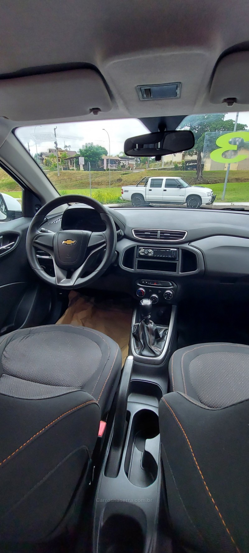 ONIX 1.0 MPFI LT 8V FLEX 4P MANUAL - 2013 - BOM PRINCíPIO